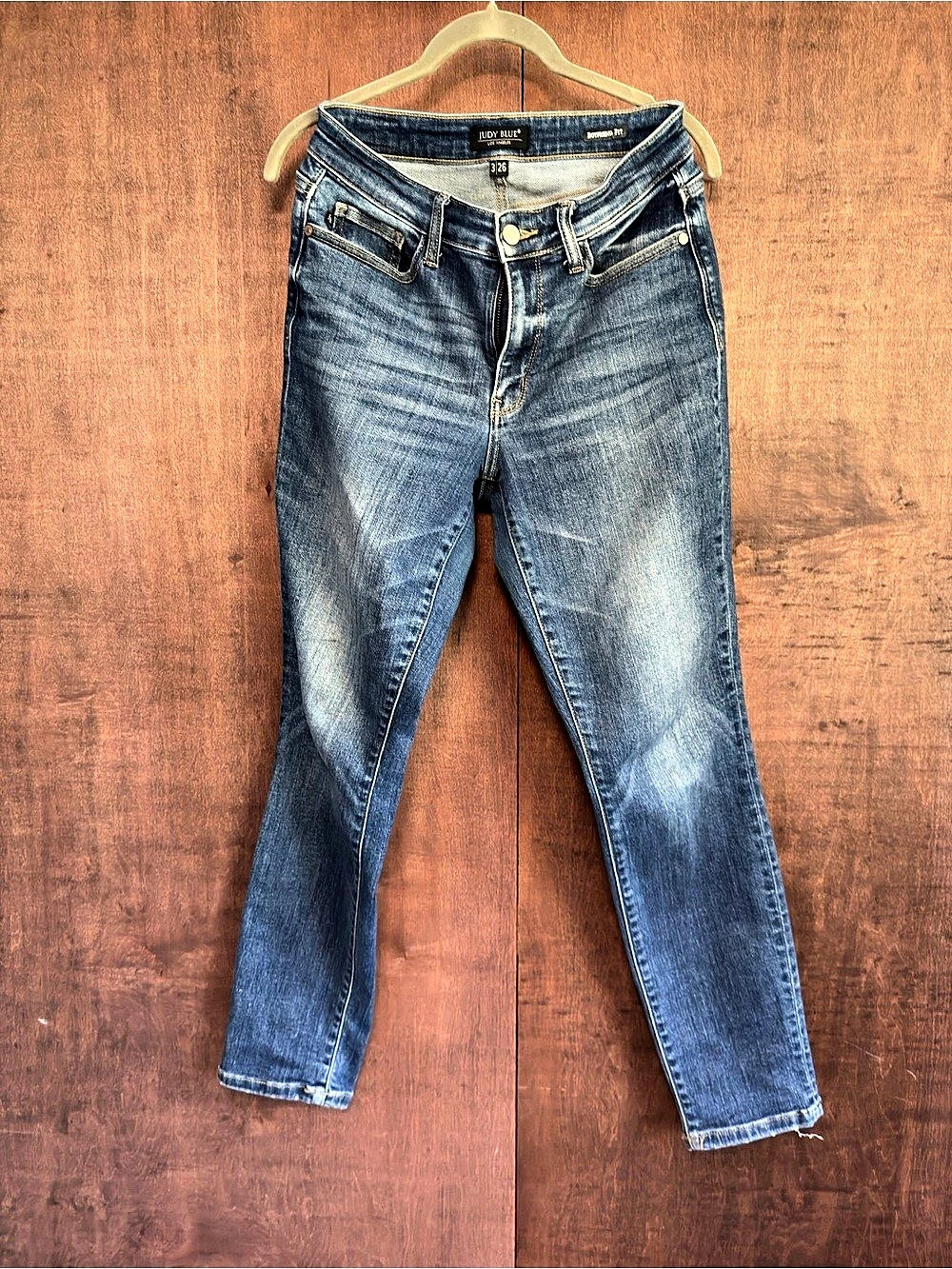 Judy Blue Boyfriend Fit Boyfriend Jeans in Blue Waist 26